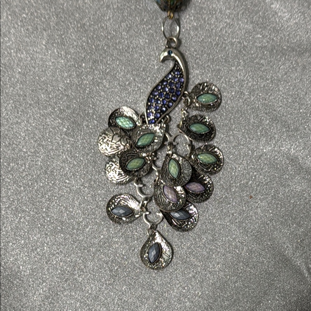 Elegant Silver and Blue Peacock Rear View Mirror Hanger - Picture 9 of 9